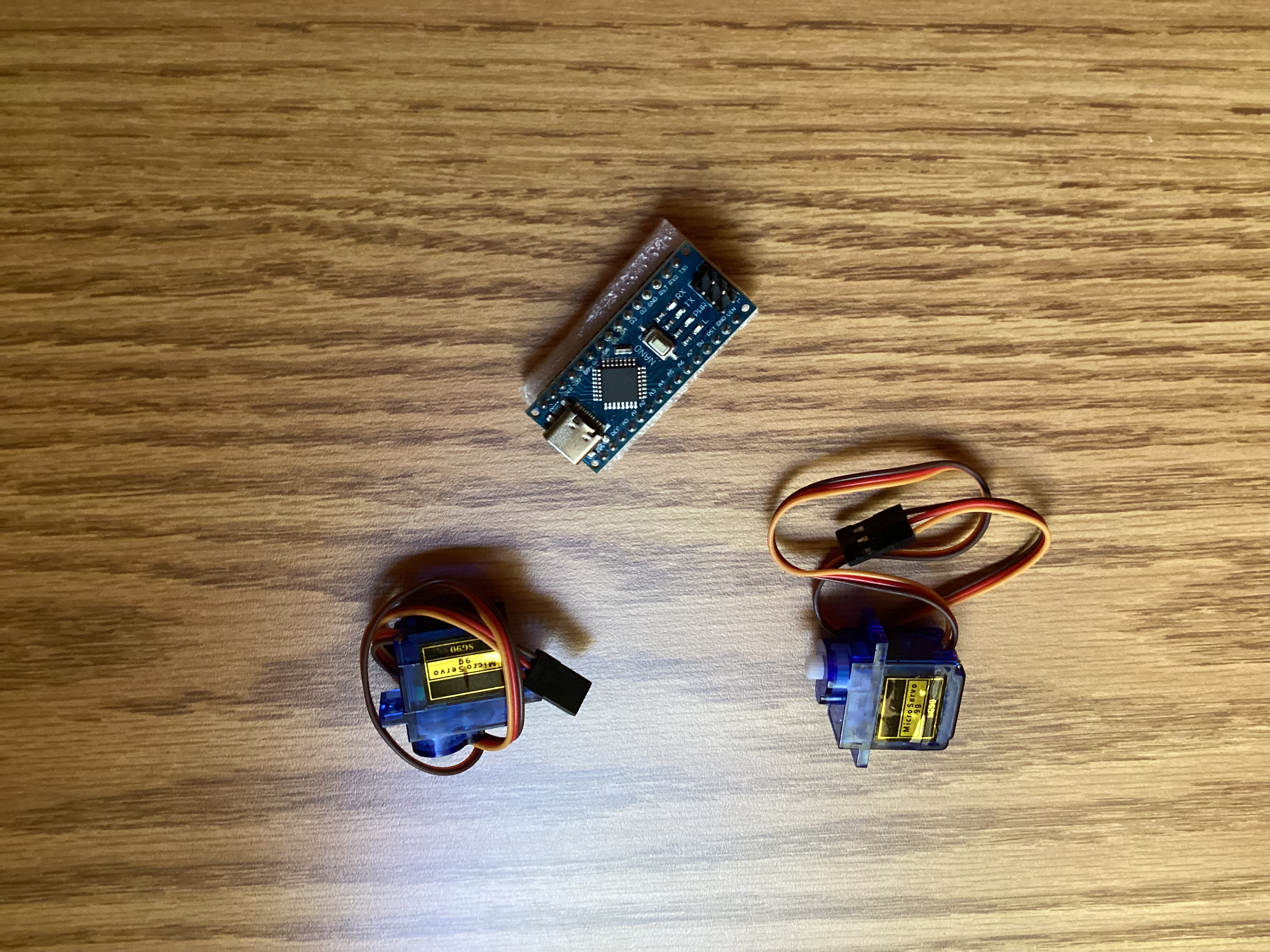 SG90 servos and Arduino Nano